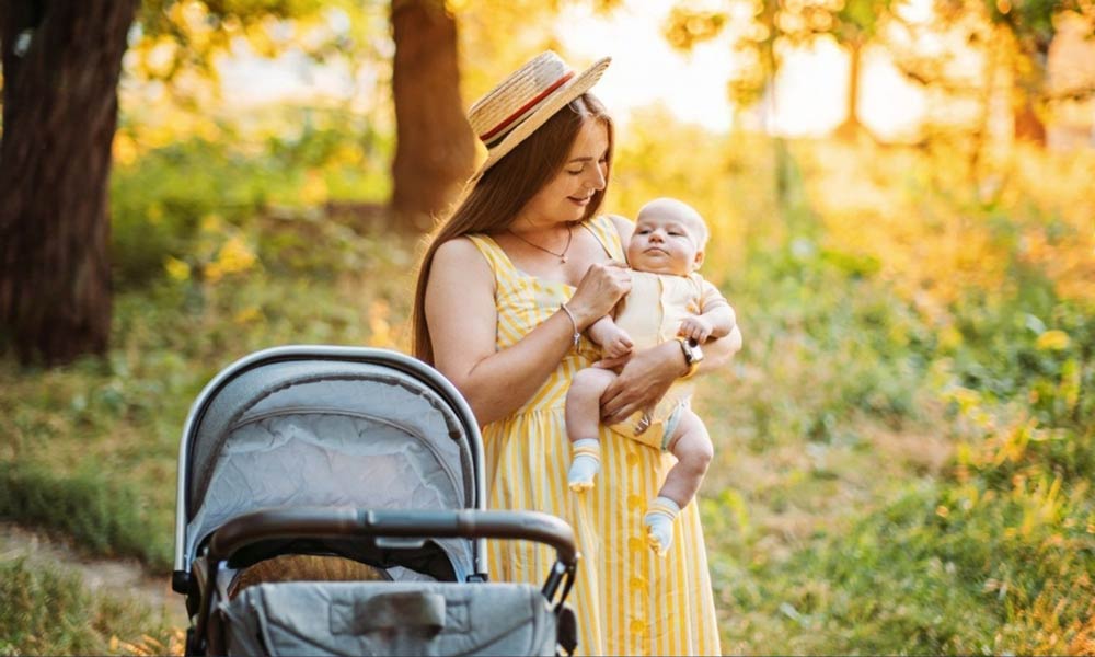 Summer Photoshoot Ideas For Infants & Newborns