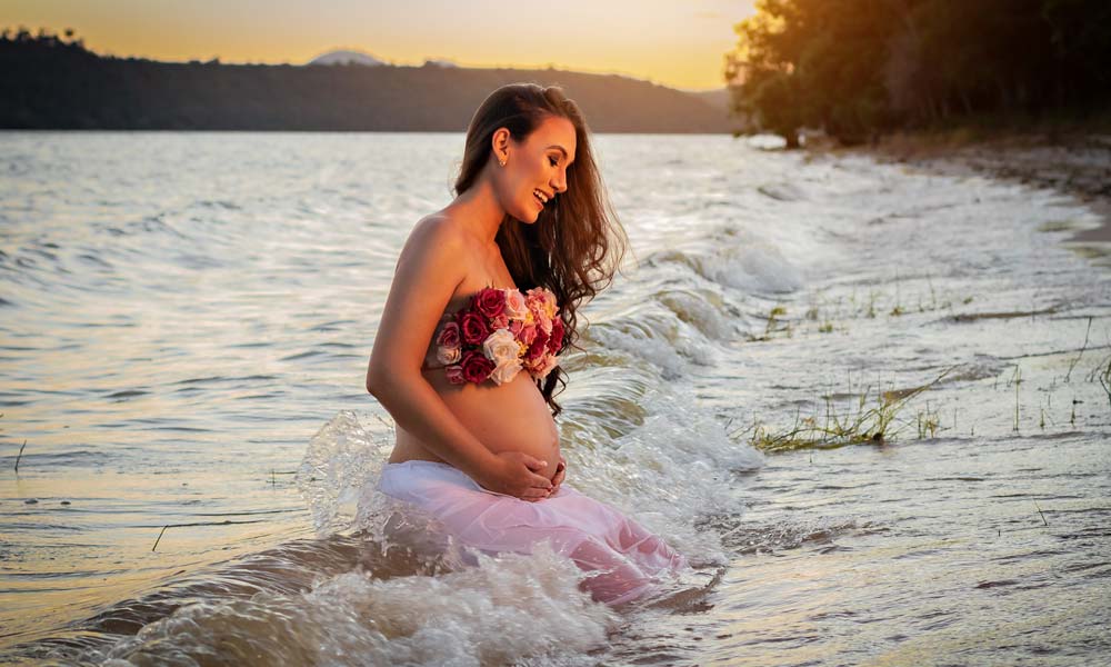 Summer-Photoshoot-Ideas-For-Maternity